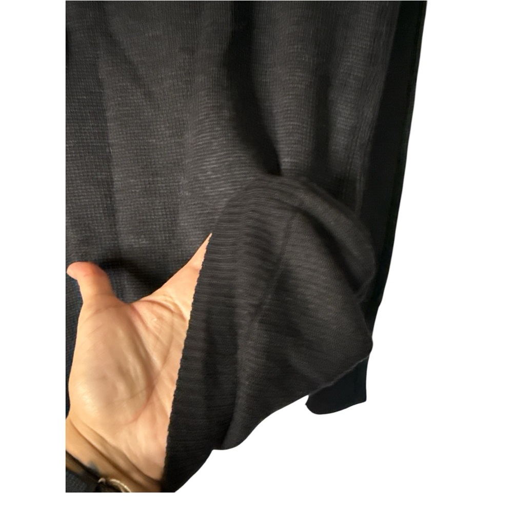 Lululemon reversible sweater black n charcoal size M EUC H-6 - Picture 7 of 7